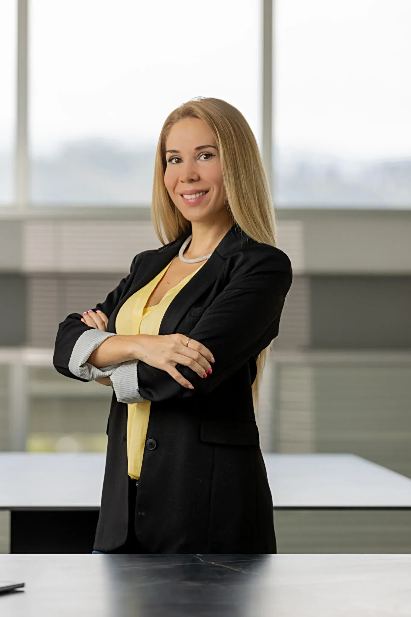 Yanina León